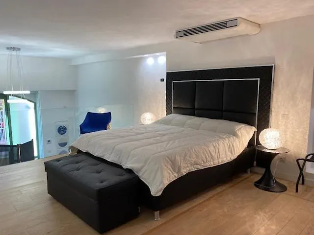 Sunflower Apartments Cannes Fransa